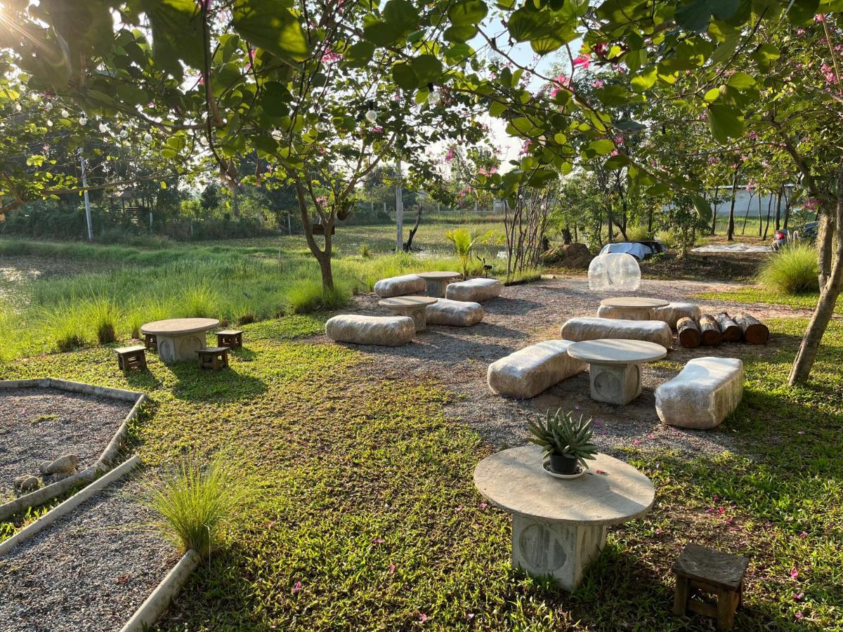บ้าน Guh Uthai Thani Exterior photo
